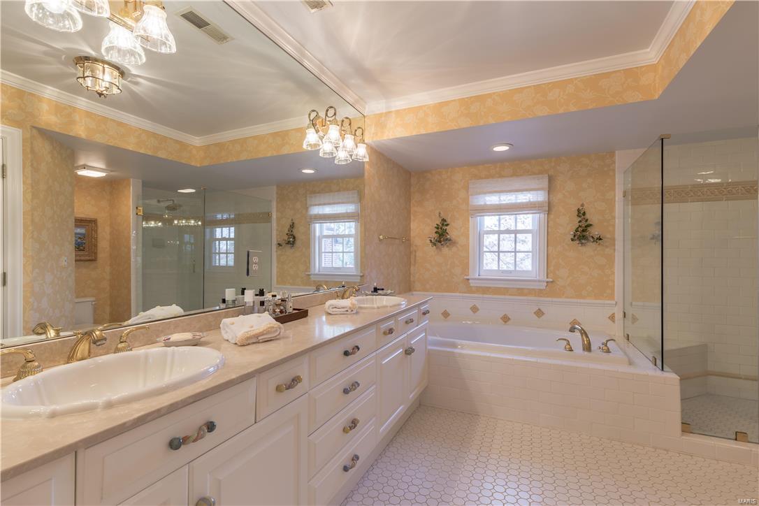 Loren Woods - Residential