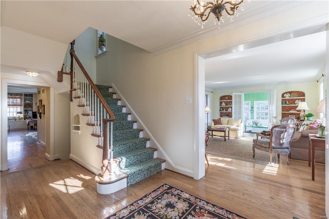 Loren Woods - Residential