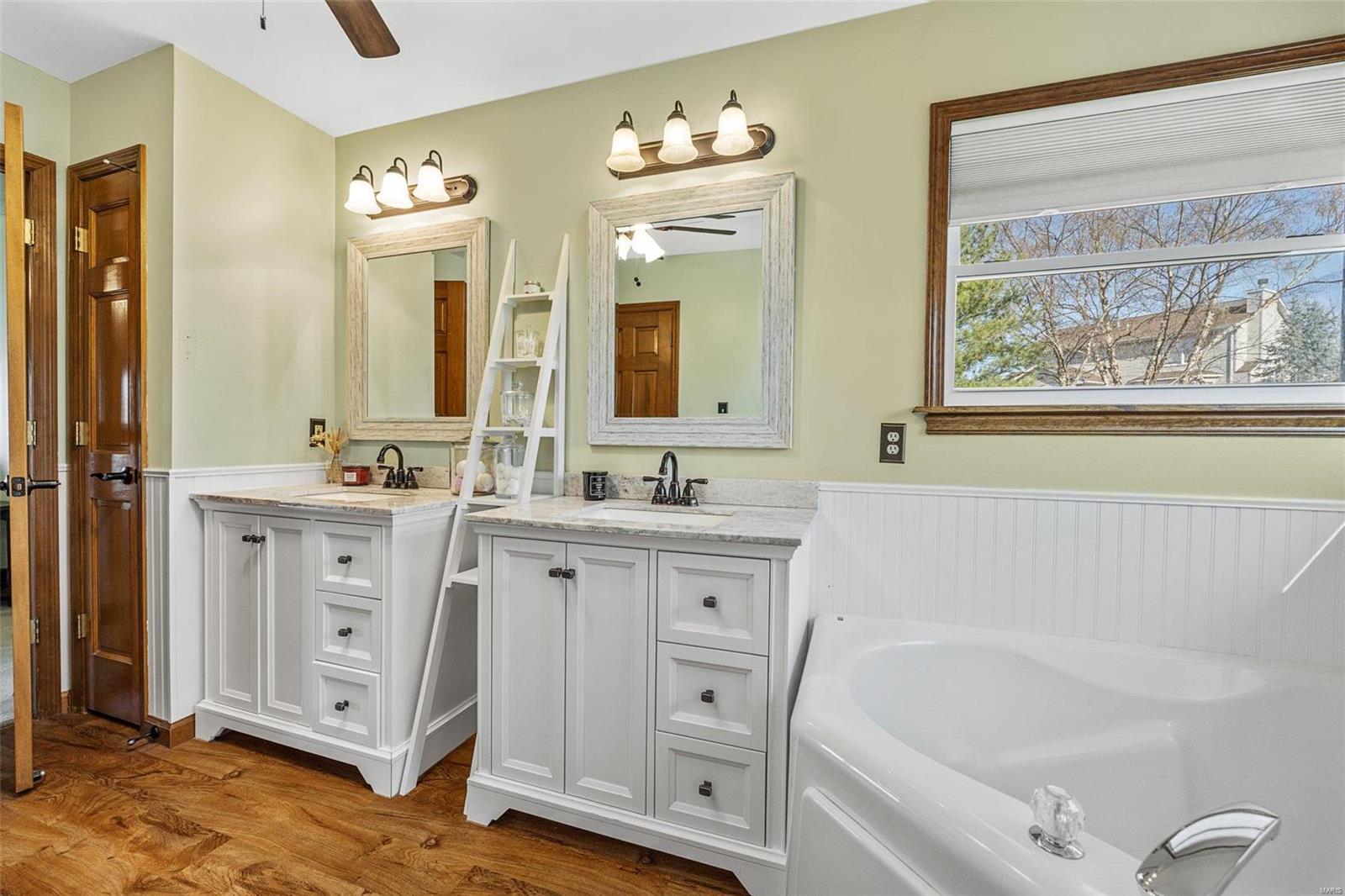 Country Crossing Estate #1 - Residential