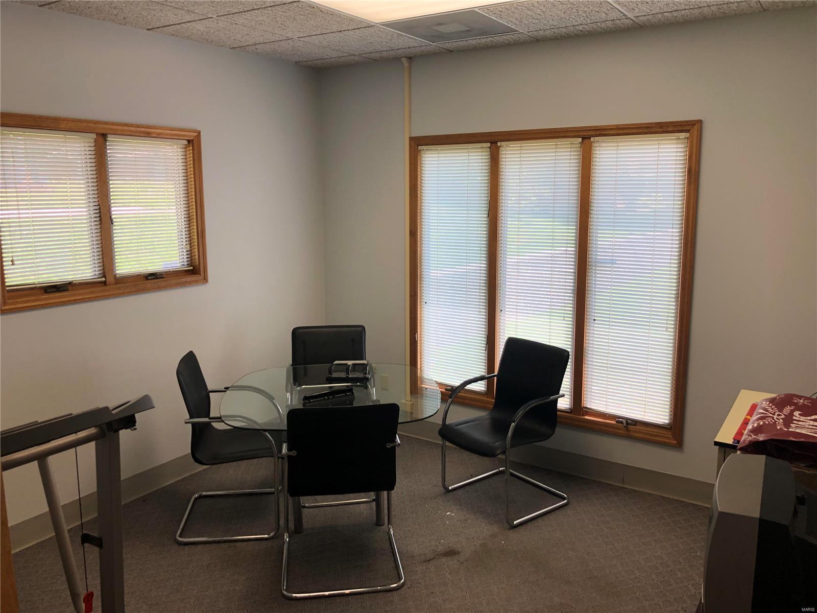 HAZELWOOD WEST MEDICAL PROFESSIONAL PARK - Commercial Sale