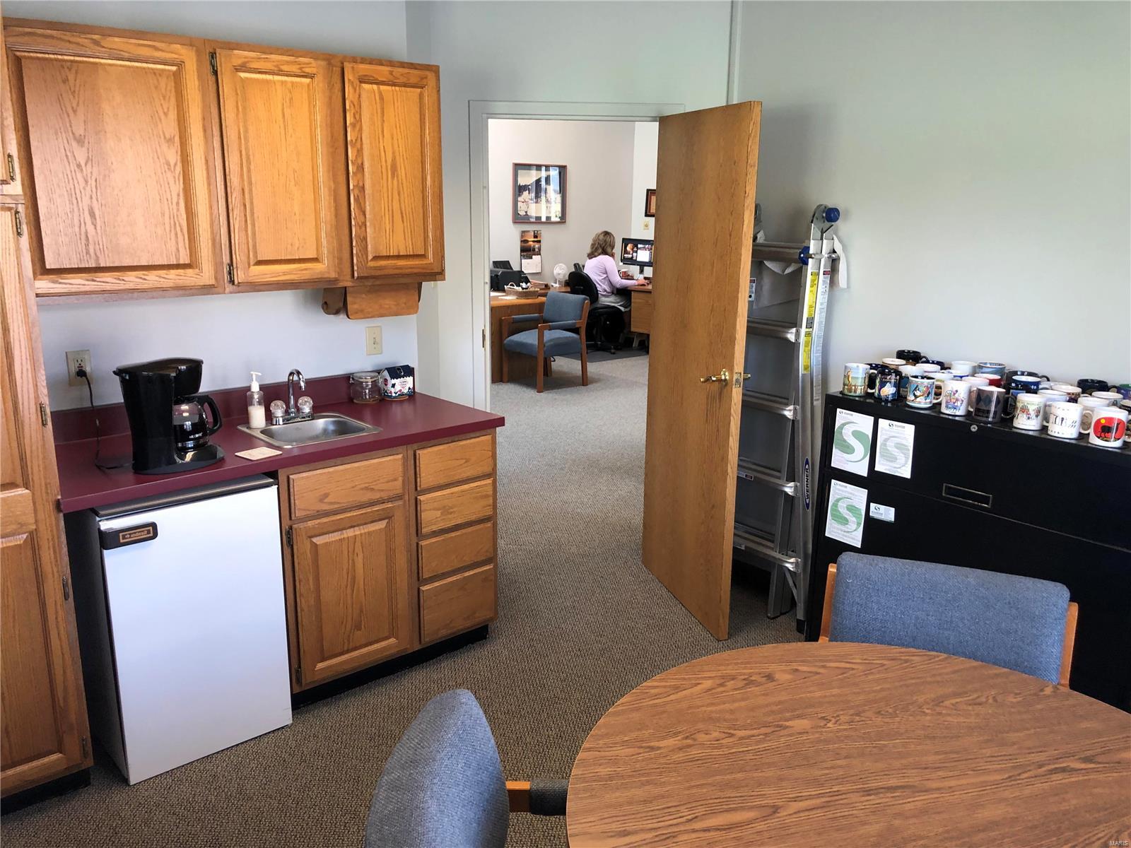 HAZELWOOD WEST MEDICAL PROFESSIONAL PARK - Commercial Sale