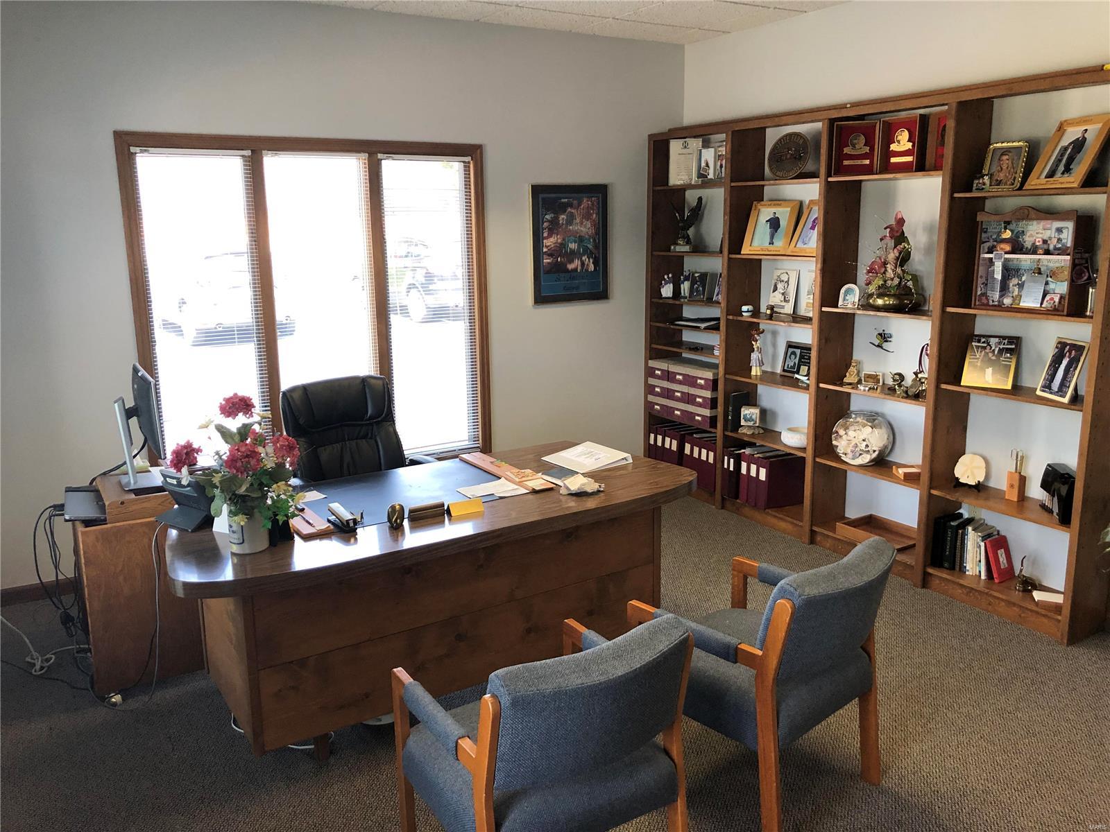 HAZELWOOD WEST MEDICAL PROFESSIONAL PARK - Commercial Sale