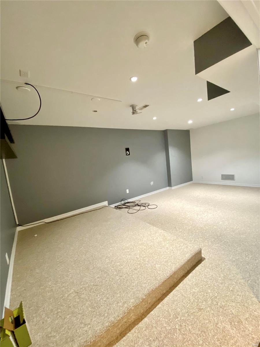 Weatherby Place - Residential