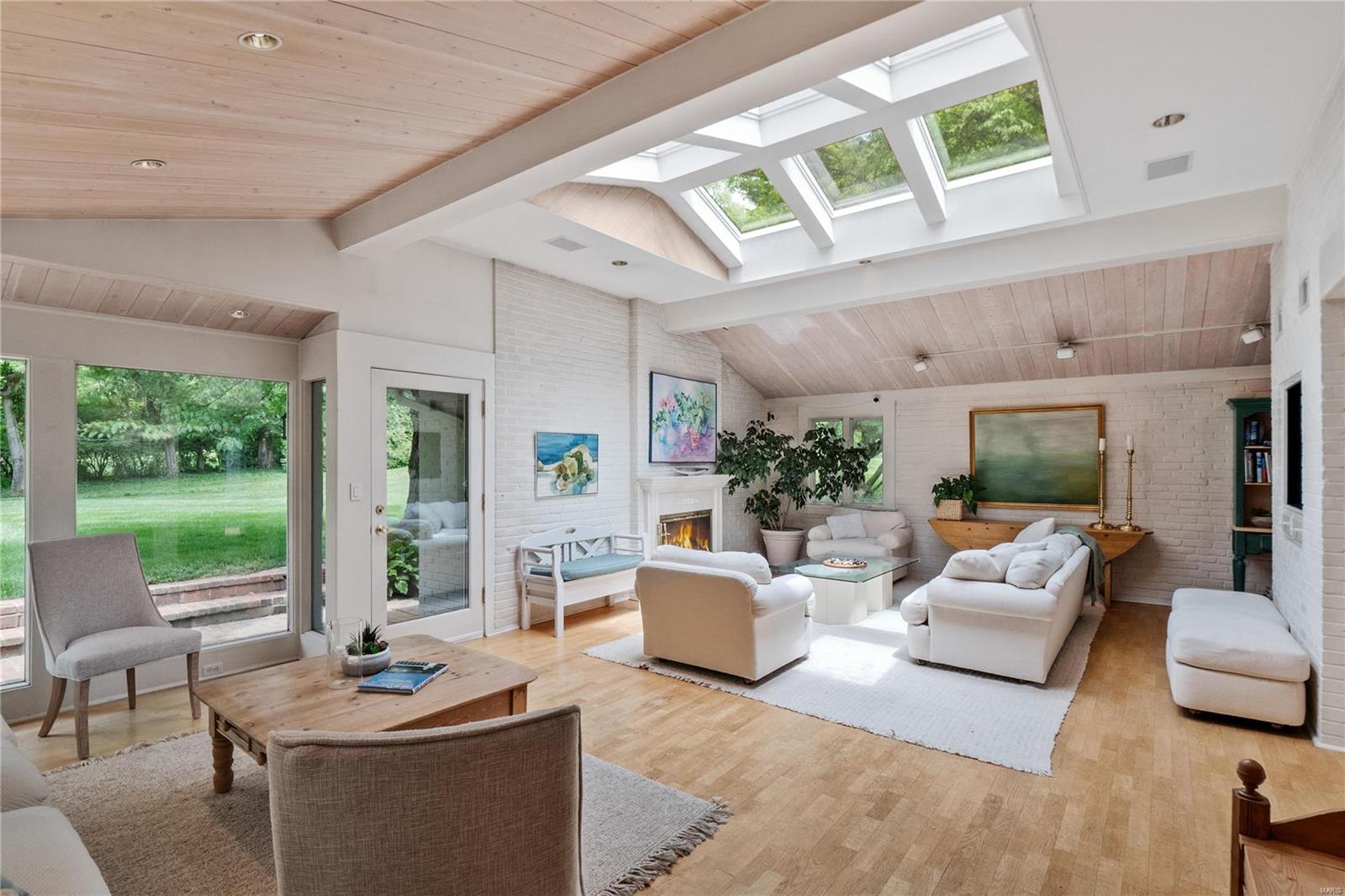 Charlesville Tr Lt Pt 7 Bdy Adj - Residential