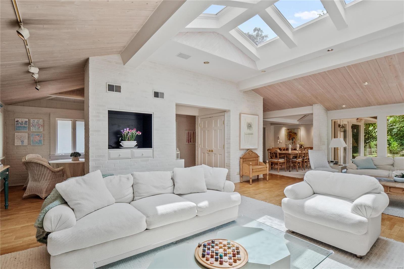 Charlesville Tr Lt Pt 7 Bdy Adj - Residential