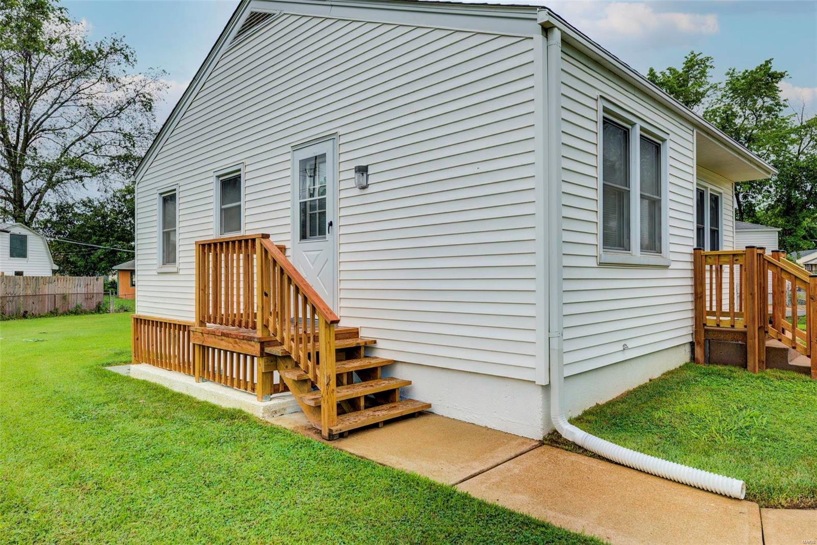 Sky Veu Acres Two - Residential