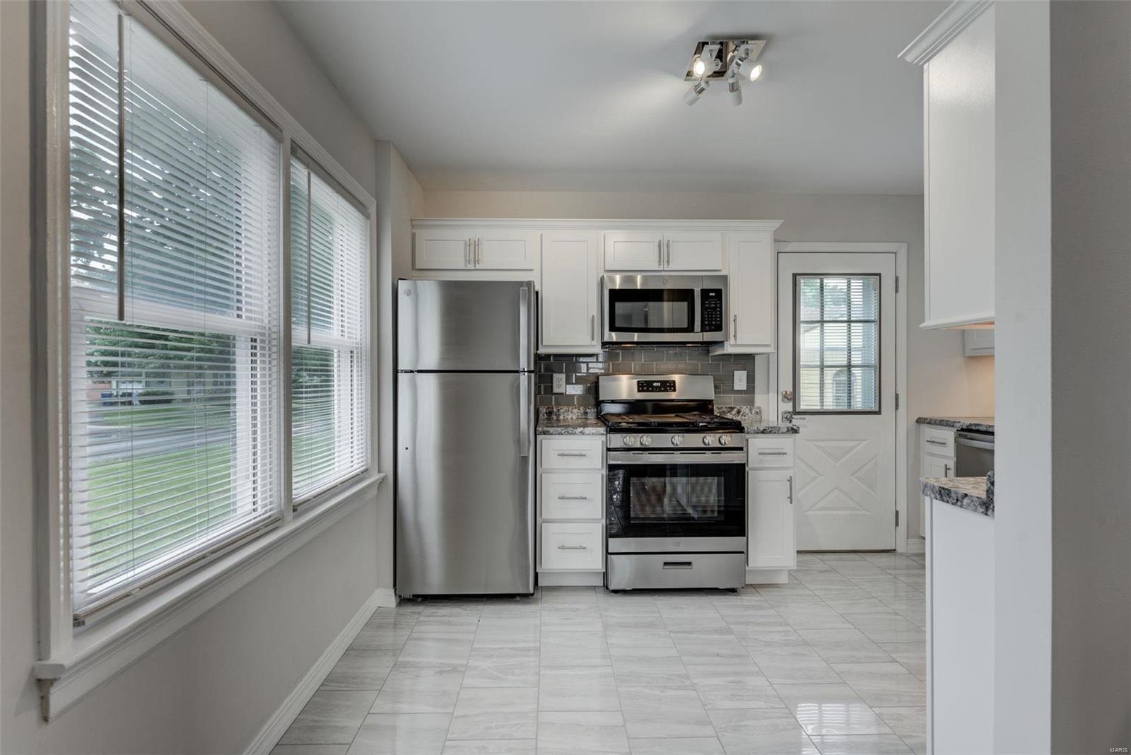 Sky Veu Acres Two - Residential