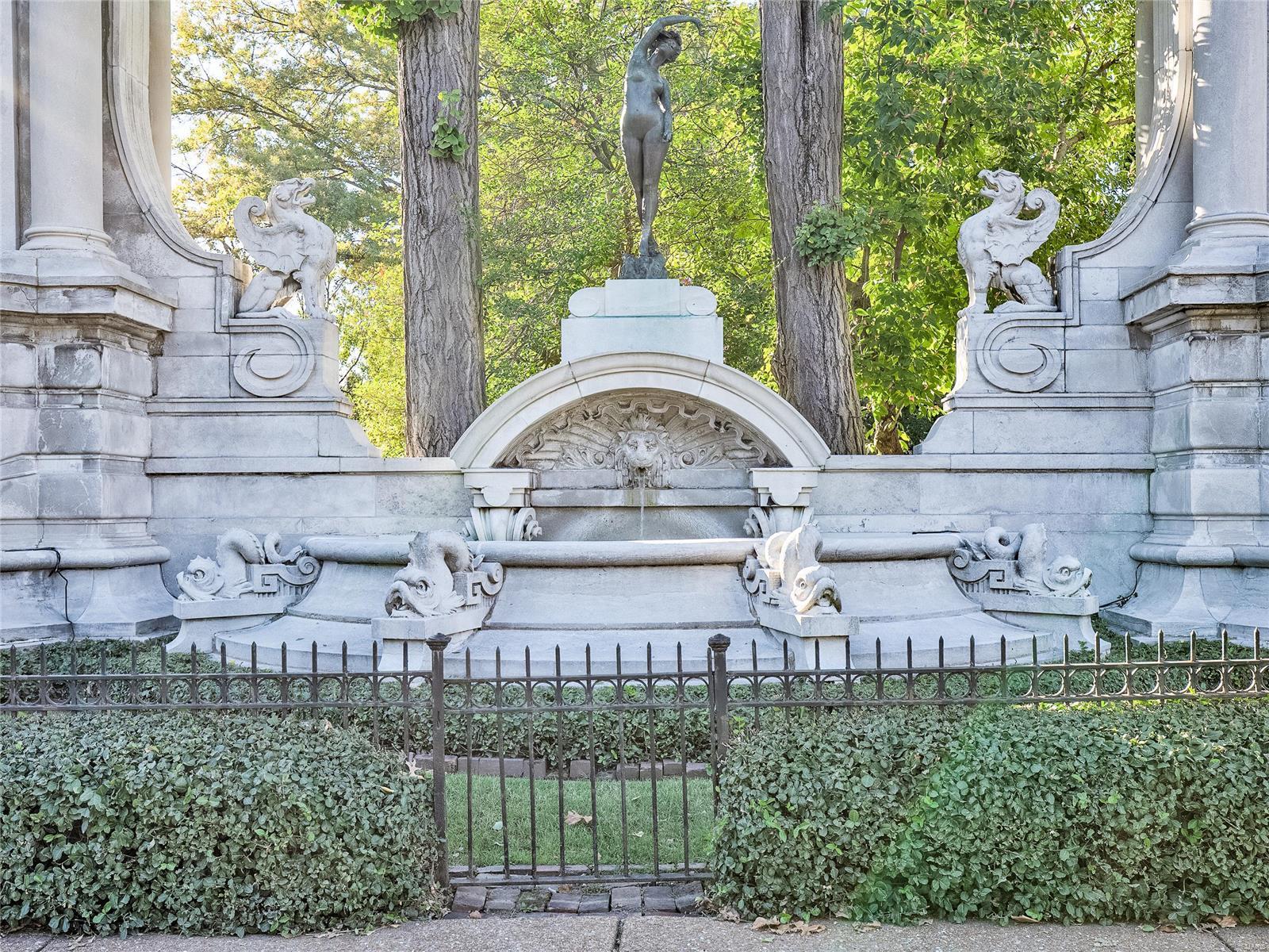 Kingsbury Place - Residential