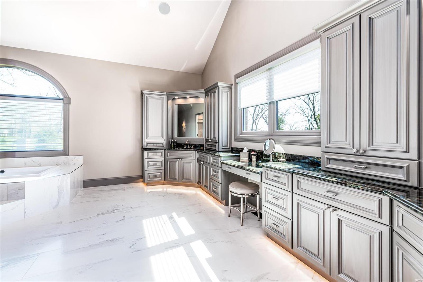 Section 25-45-5 (AKA lots 2&3 Radnor Rd - Residential