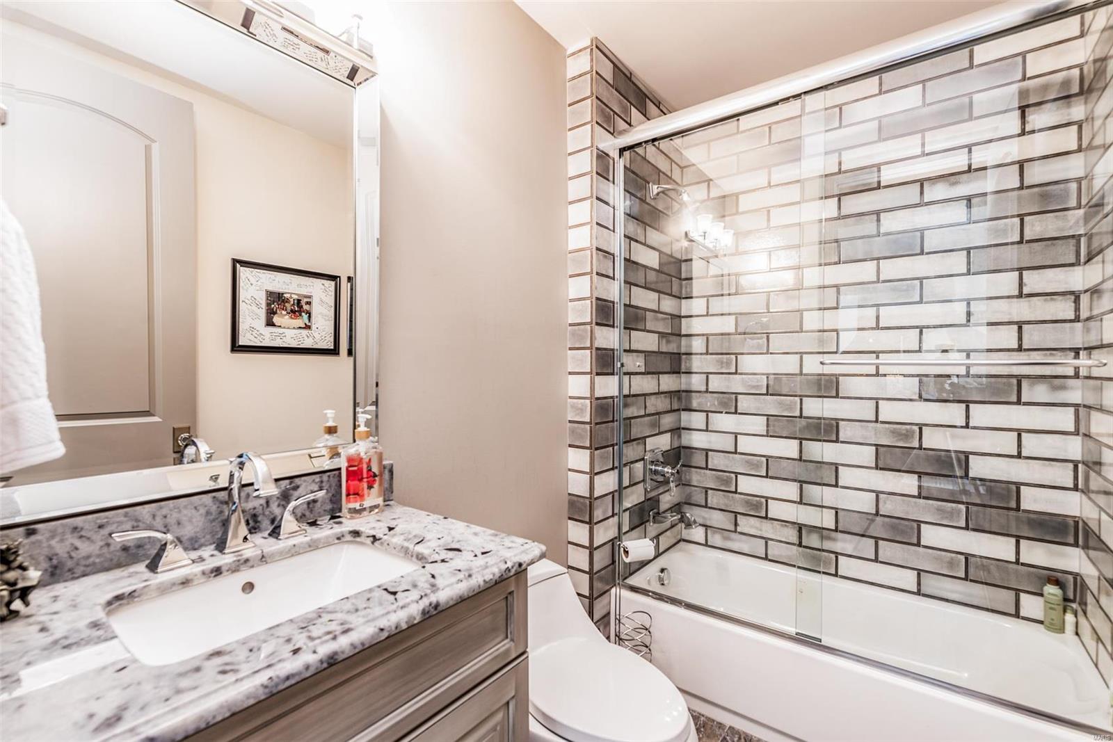 Section 25-45-5 (AKA lots 2&3 Radnor Rd - Residential