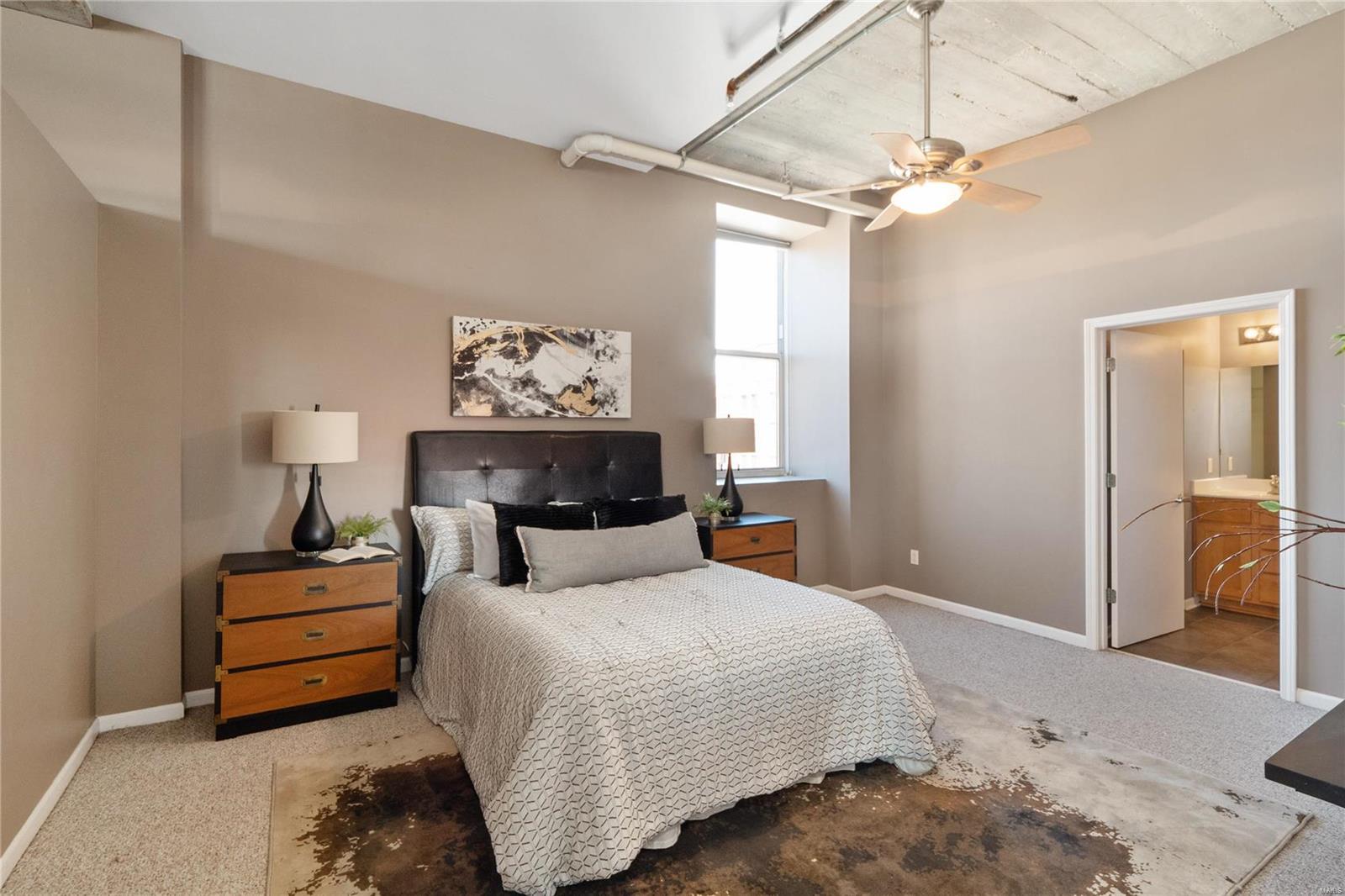 Annex Lofts Condo - Residential