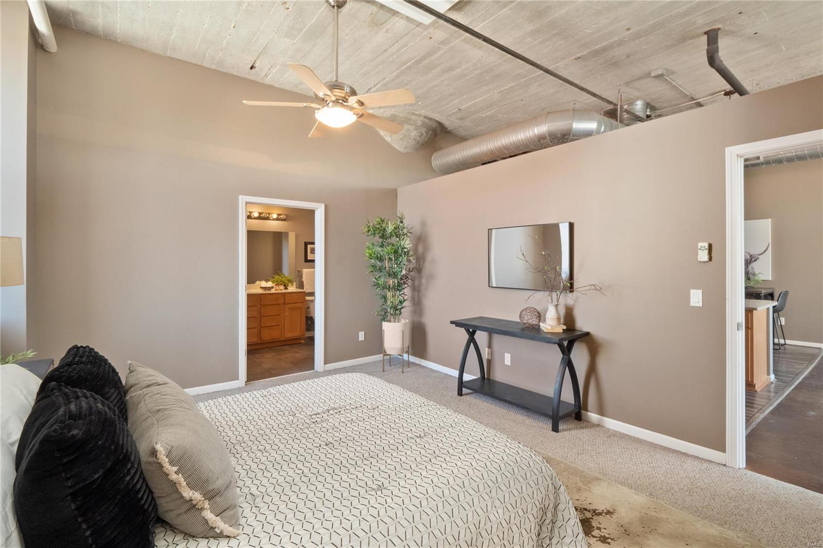 Annex Lofts Condo - Residential