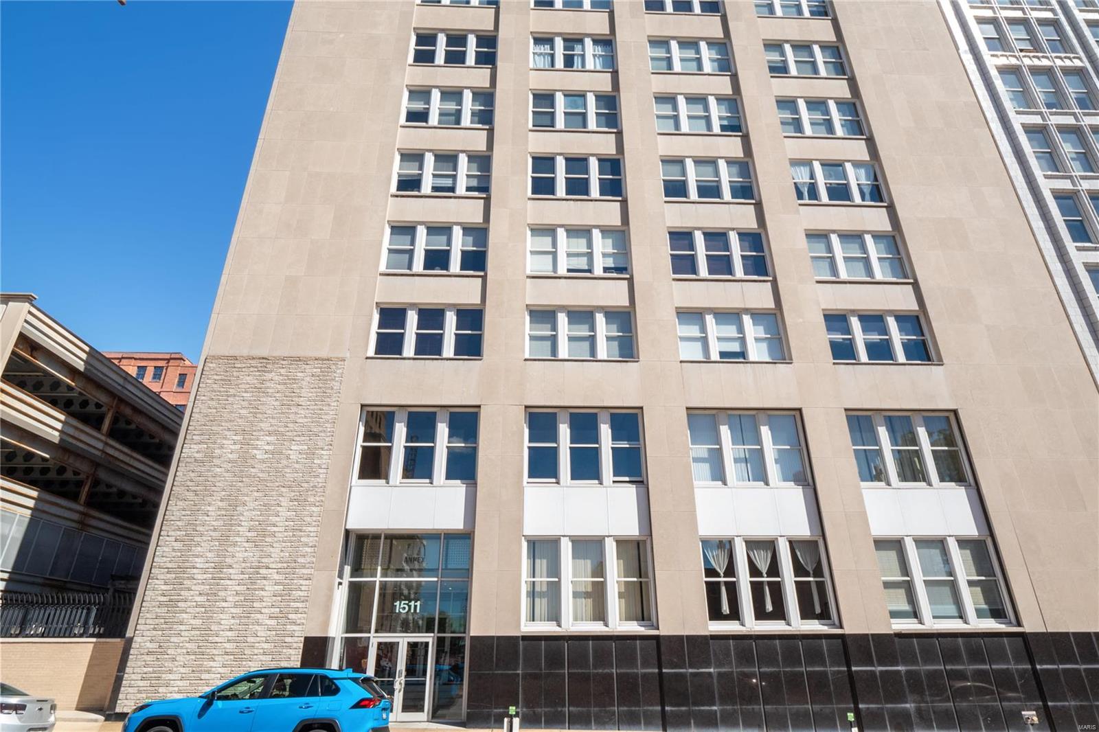 Annex Lofts Condo - Residential