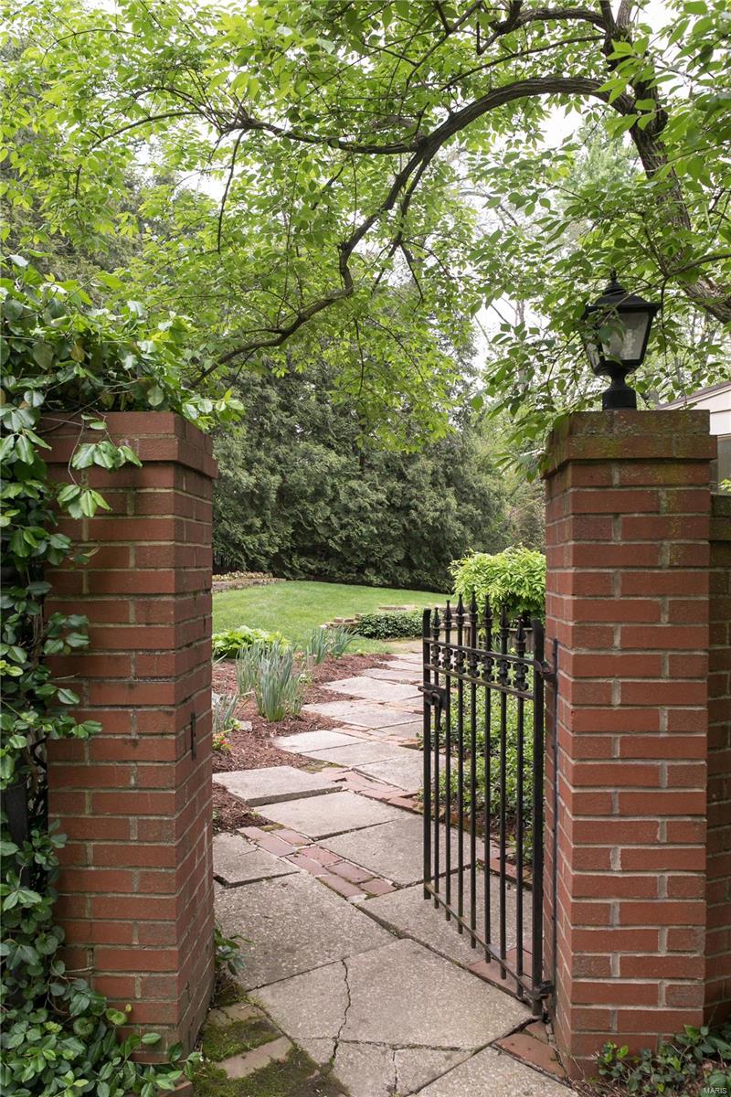 Upper Ladue - Residential