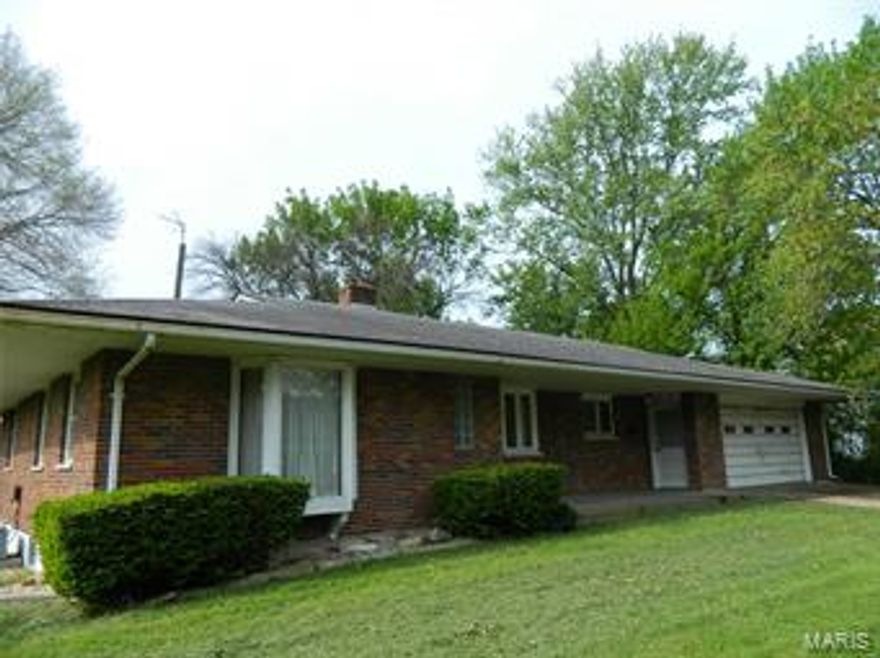 GREAT FIXER-UPPER! Very well-built and very well-insulated house.
