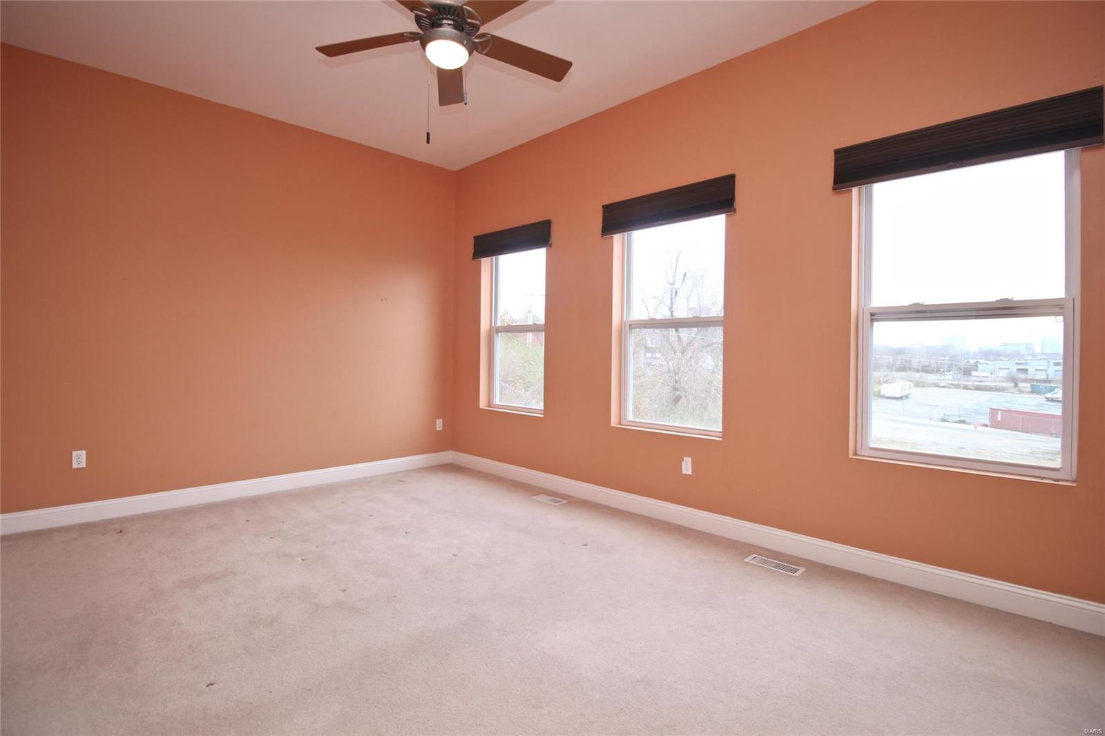 Lafayette Walk Condo 02 - Residential Lease