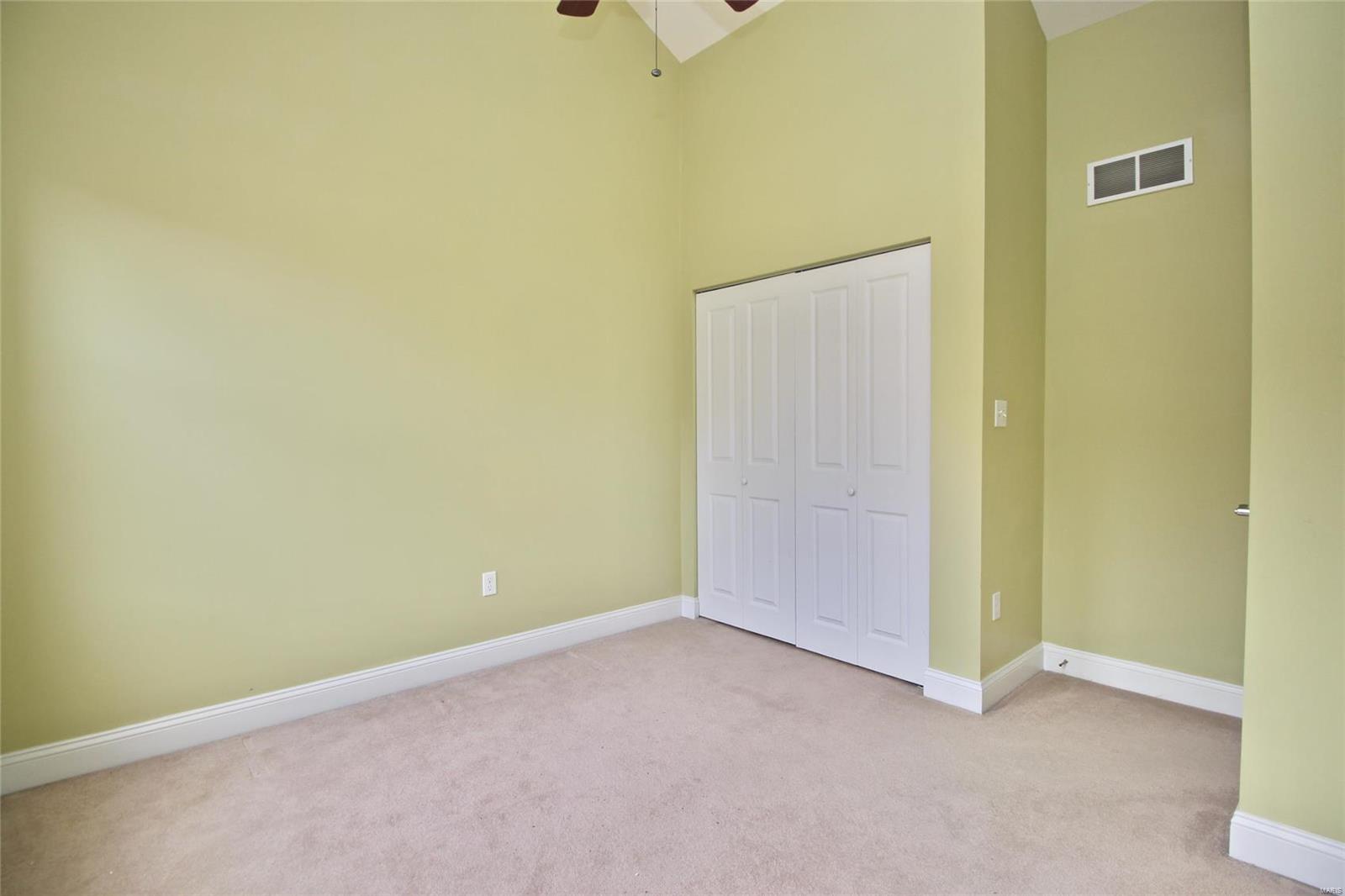 Lafayette Walk Condo 02 - Residential Lease