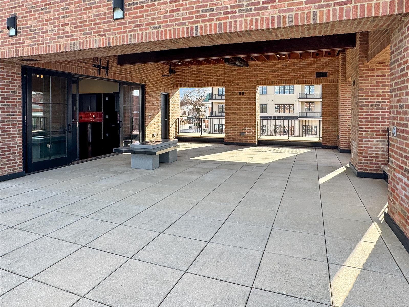 6 E Front Street