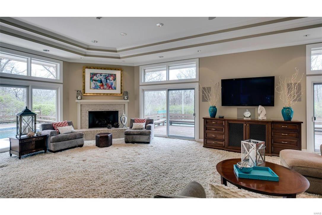 Log Cabin Estates Corr Of - Residential