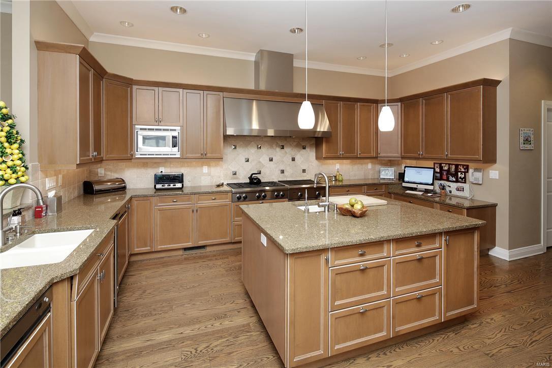 Log Cabin Estates Corr Of - Residential