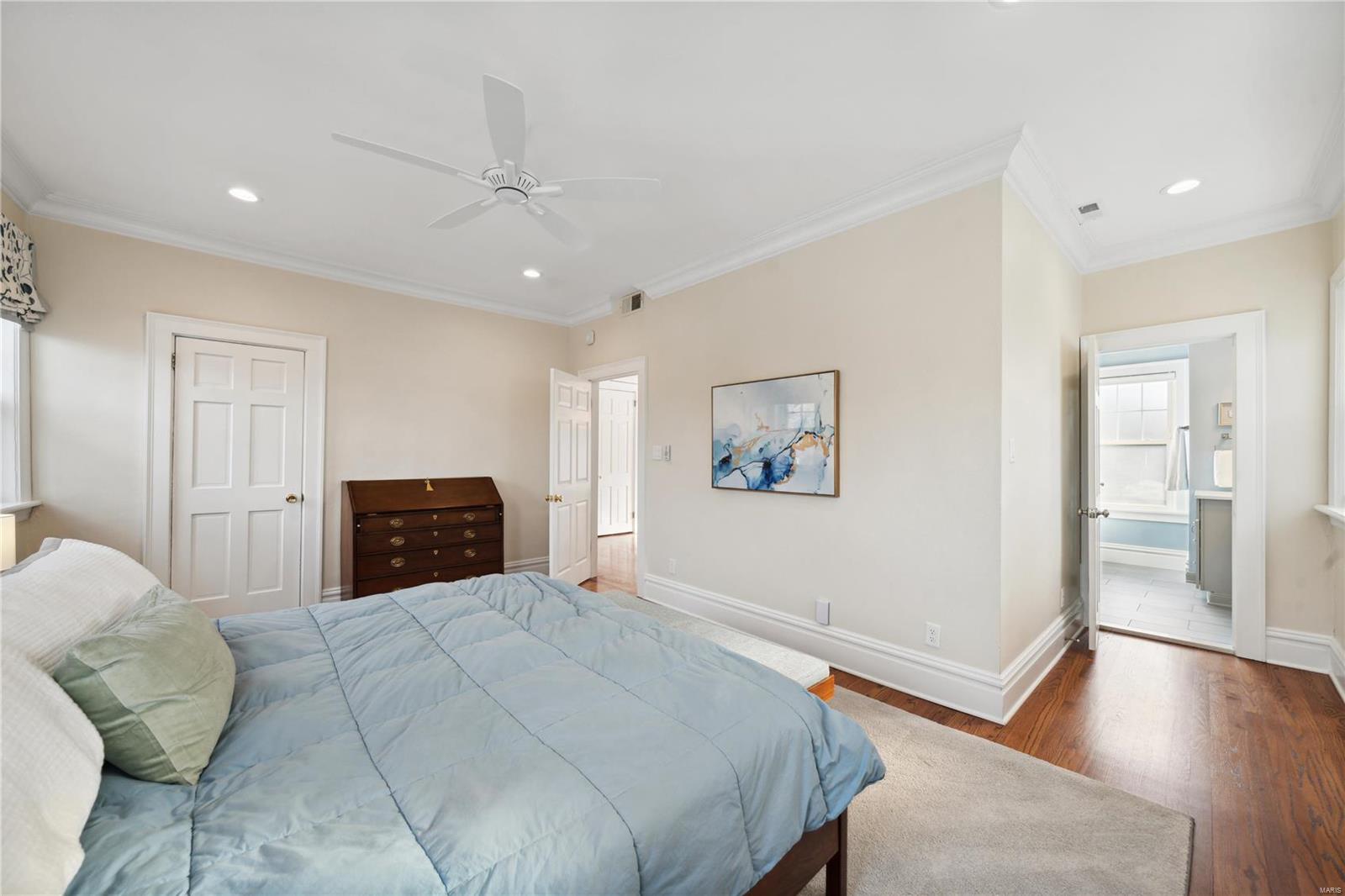 Hillcrest - Residential