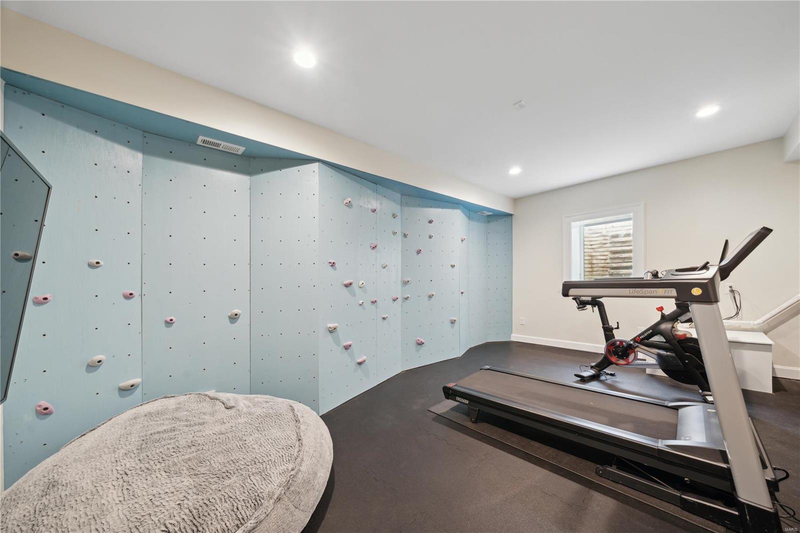 Hillcrest - Residential