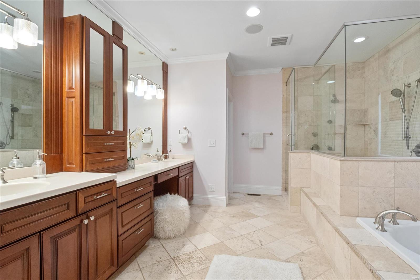 Clayton Gardens - Residential