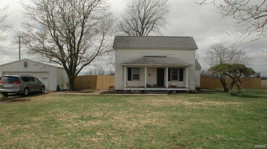 PERFECT country home for the first time homeowner setting on a 1/2 acre of ground.. The roof covering is 7 years old and a NEW septic tank in 2020. The bathroom has been totally remodeled. The  backyard is totally fenced in and there are two mature pecan trees in the front yard. The home is priced so the new buyer can come in with some new floor covering and paint and really make it your own. Don't let this one get away from you.