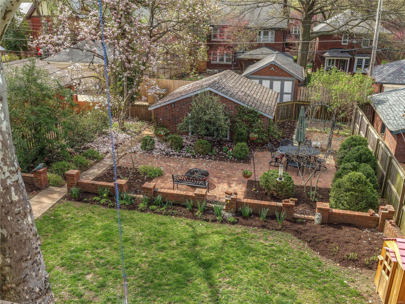 West Portland Place - Residential