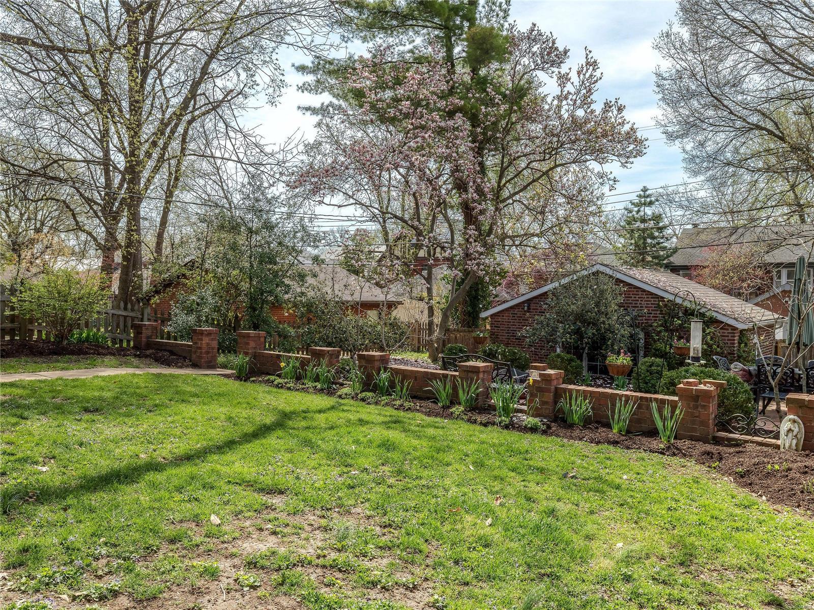 West Portland Place - Residential