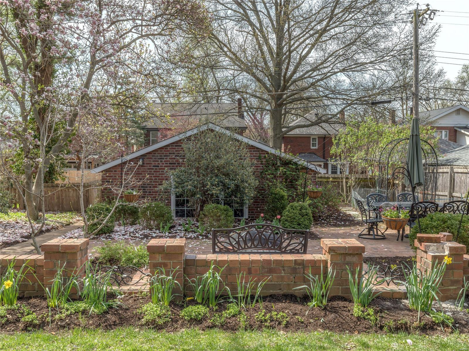 West Portland Place - Residential