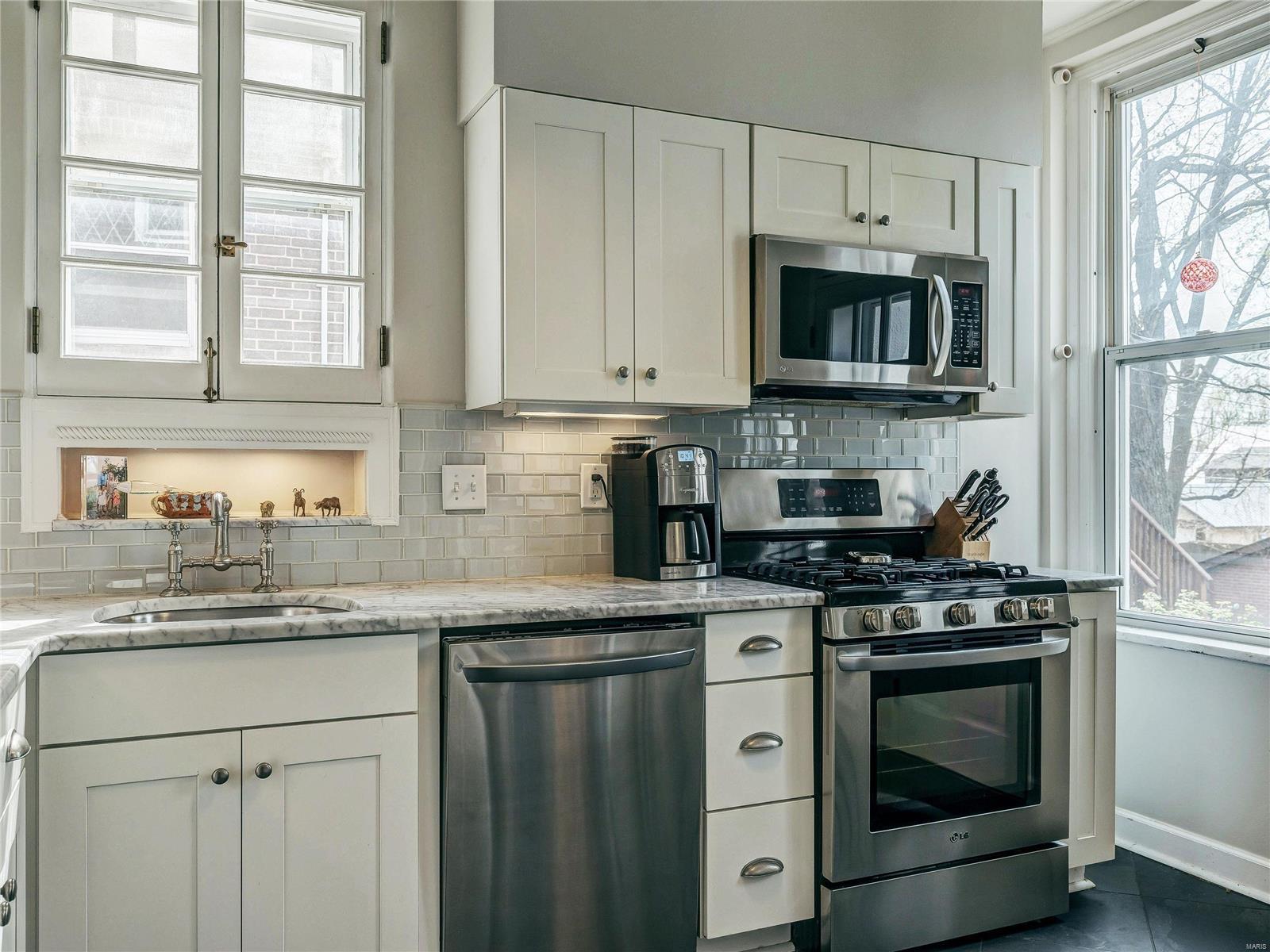 West Portland Place - Residential