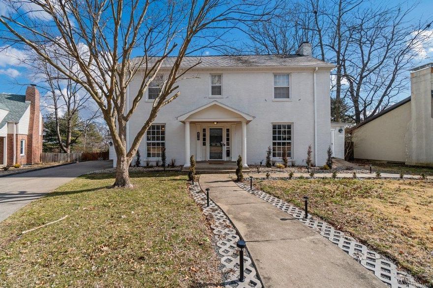 Spacious stately home in a premier location near Southeast Missouri State University. At first glance you will notice the tall ceilings, huge rooms, arched entries, large windows, crown molding, and beautiful hardwood floors. Host dinner parties in the formal dining room, entertain inside in the 19x26 family room or outside in the hot tub under the covered patio while the kids play in the flat fenced-in backyard.