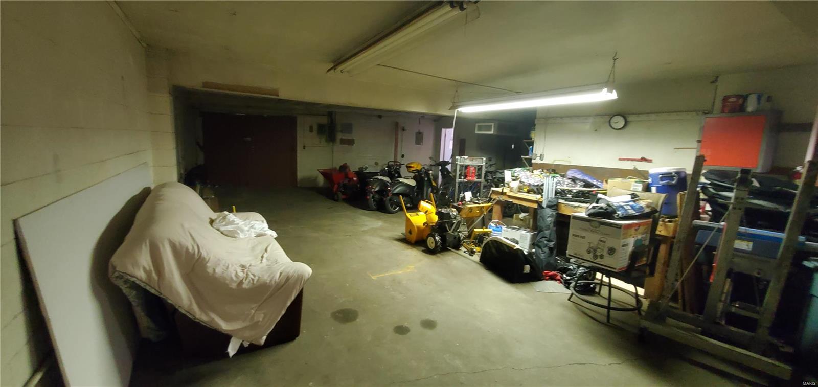 Kinloch Park - Commercial Sale