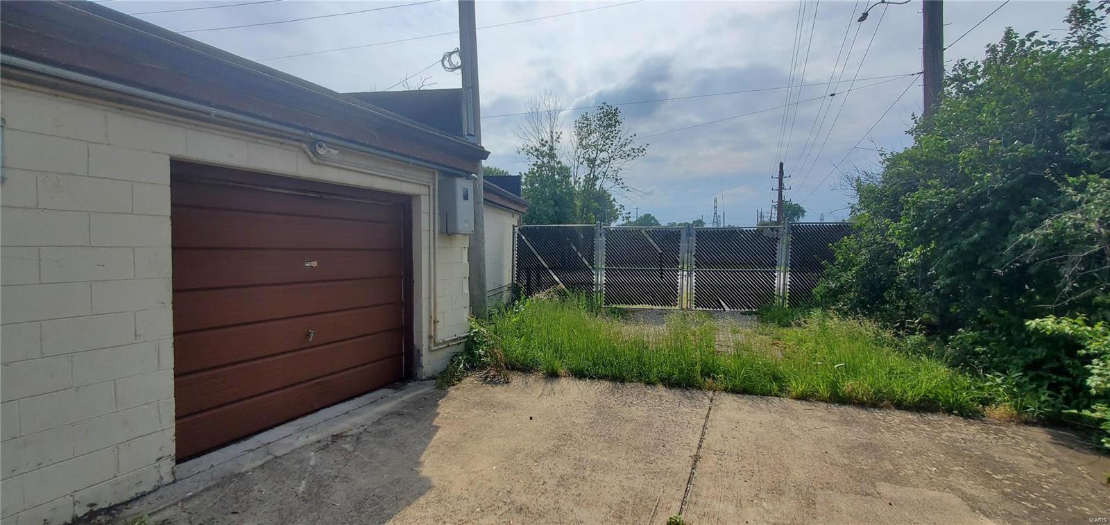 Kinloch Park - Commercial Sale