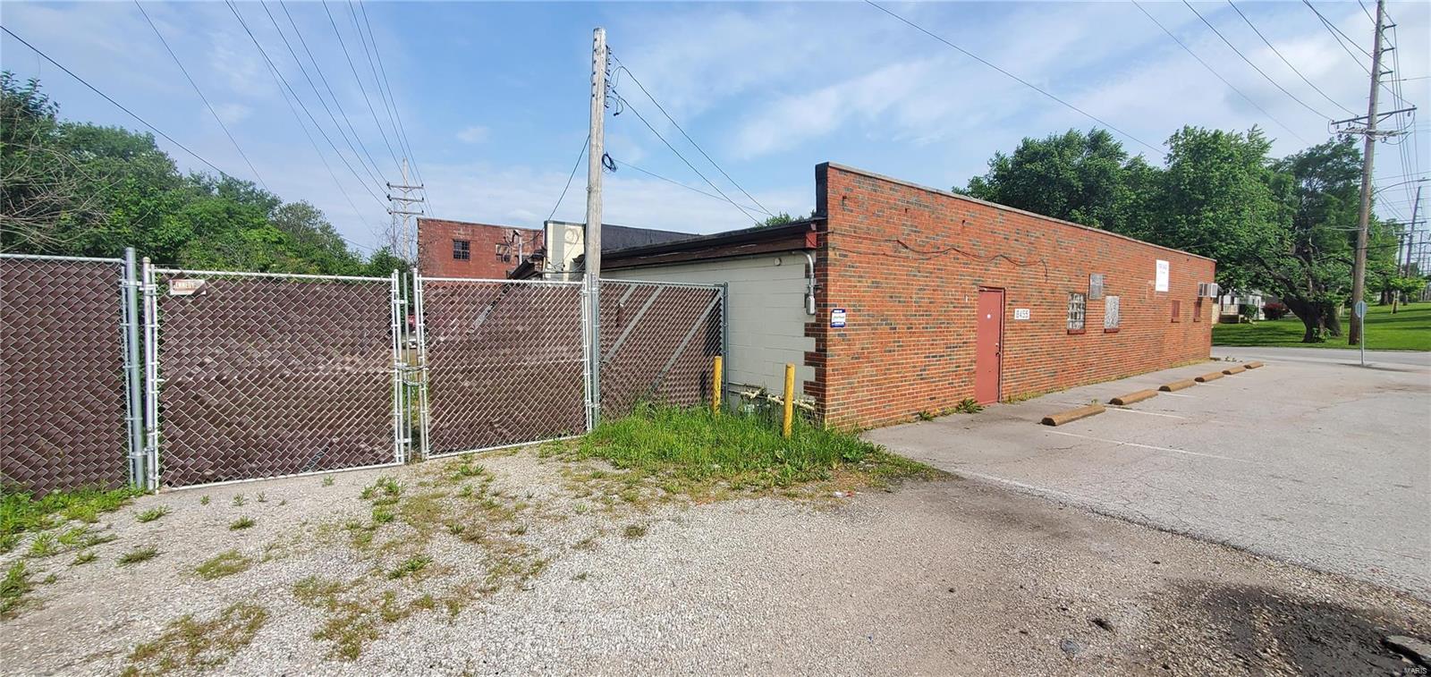 Kinloch Park - Commercial Sale