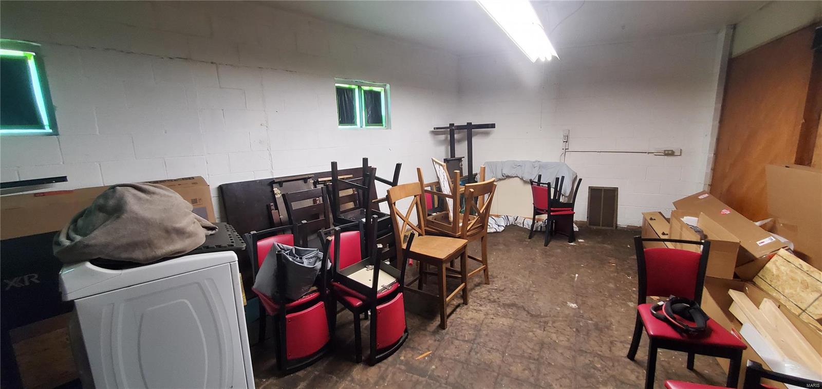 Kinloch Park - Commercial Sale