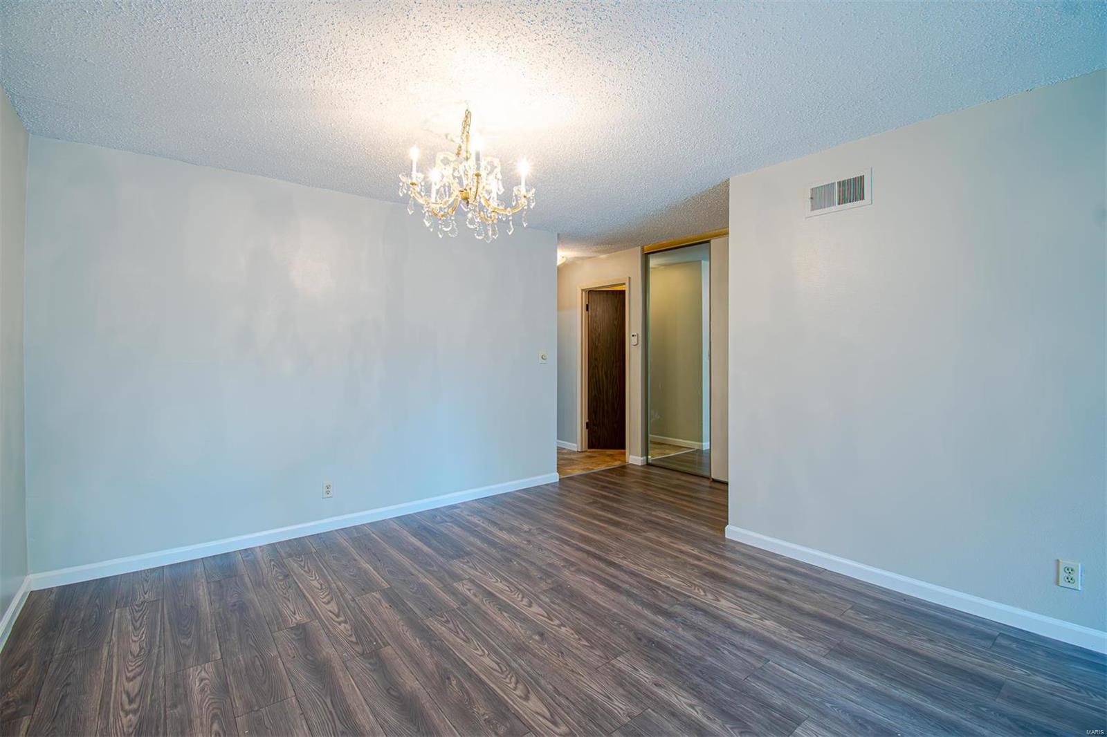 Doral Manor - Residential