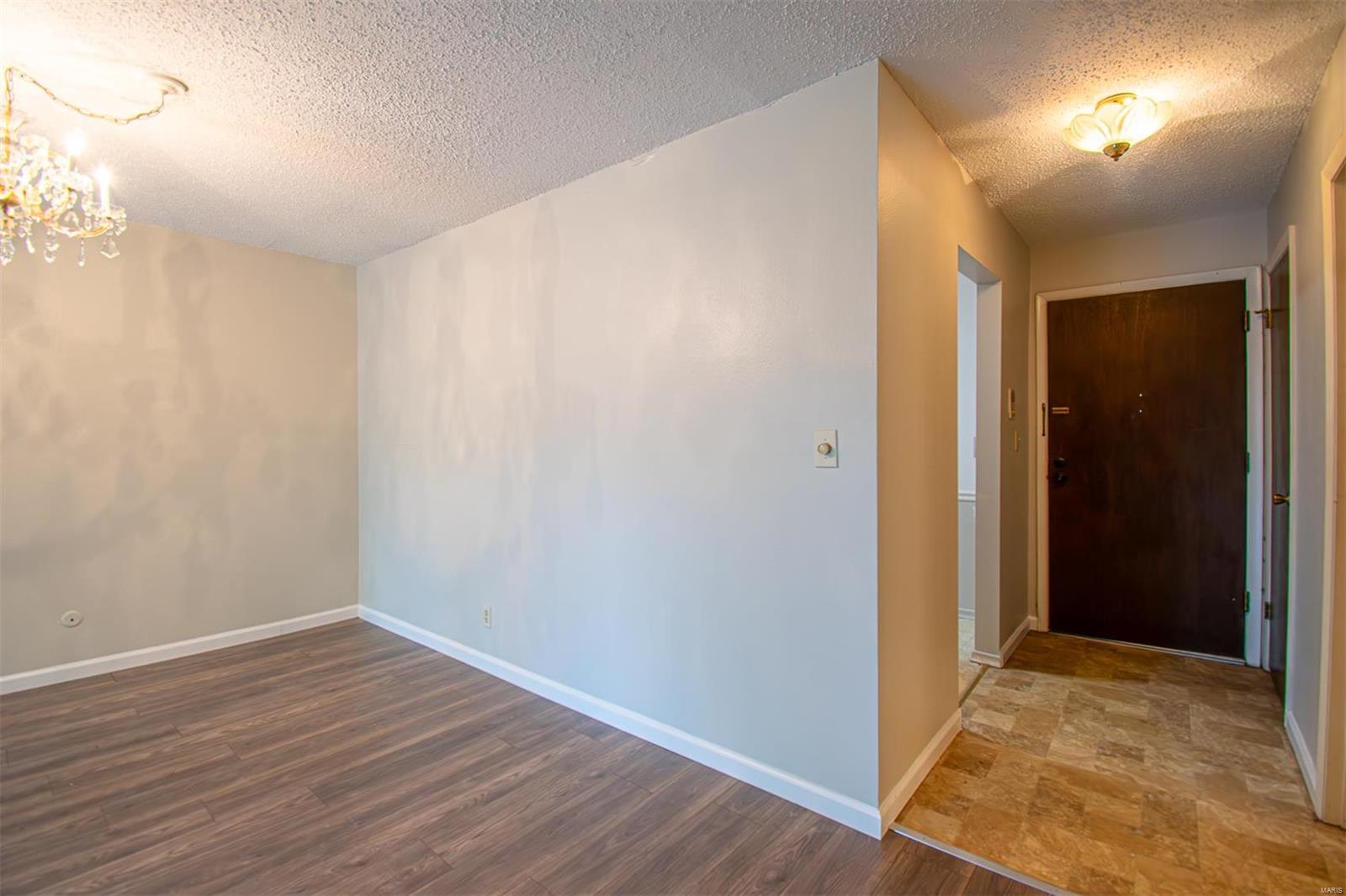 Doral Manor - Residential