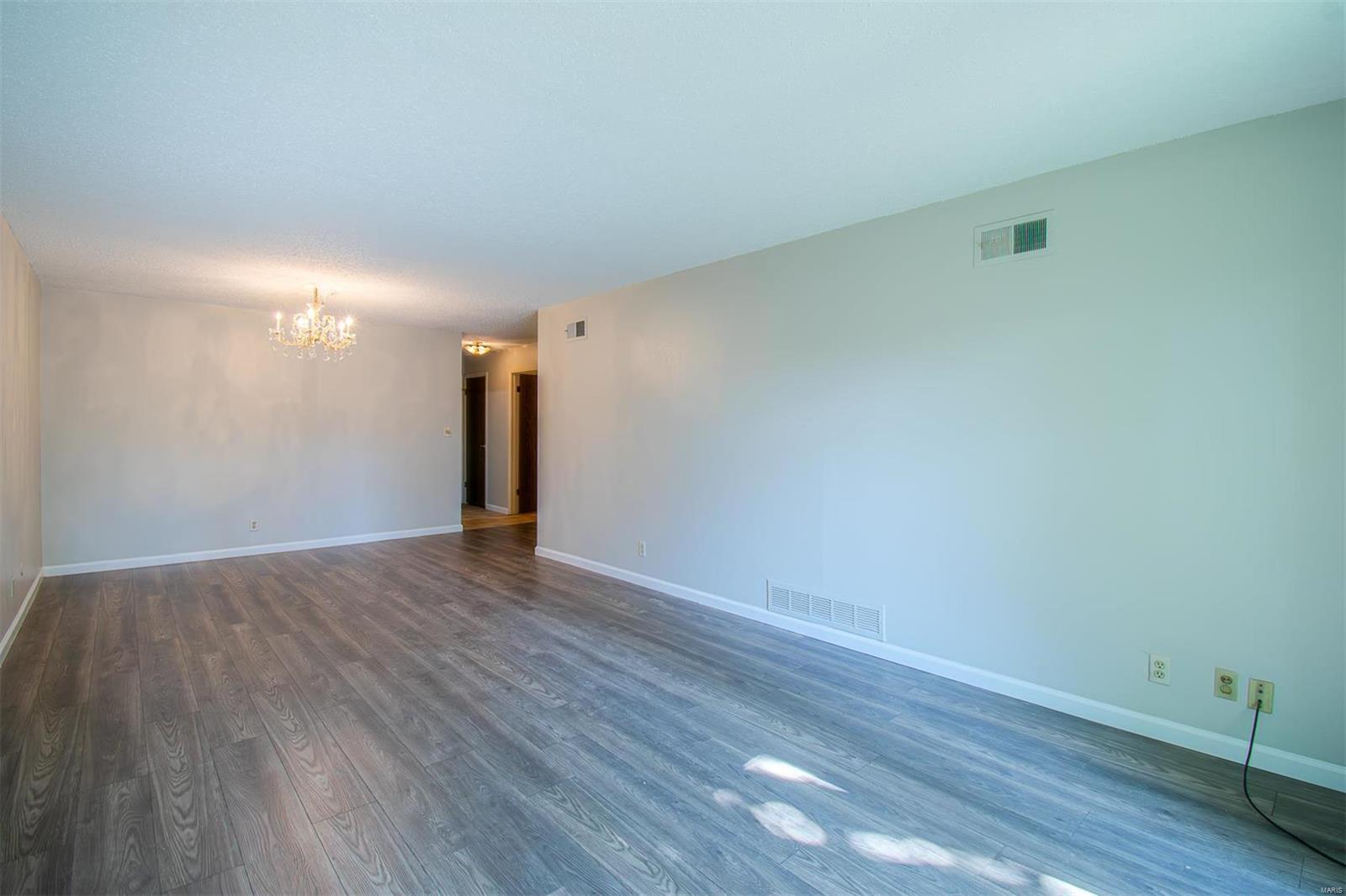 Doral Manor - Residential