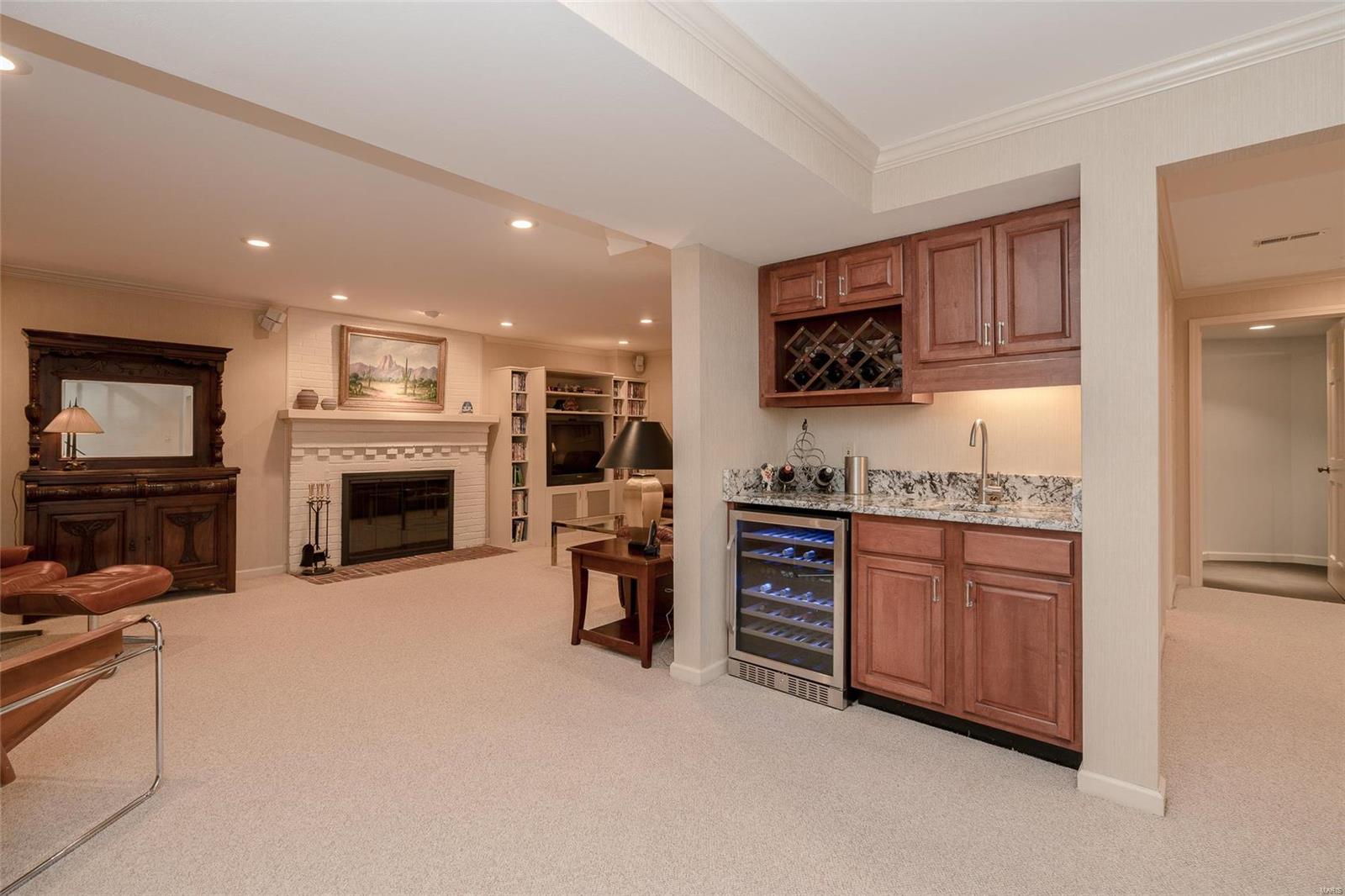 Davis Place - Residential