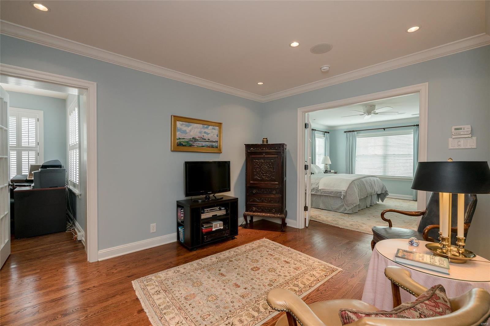 Davis Place - Residential