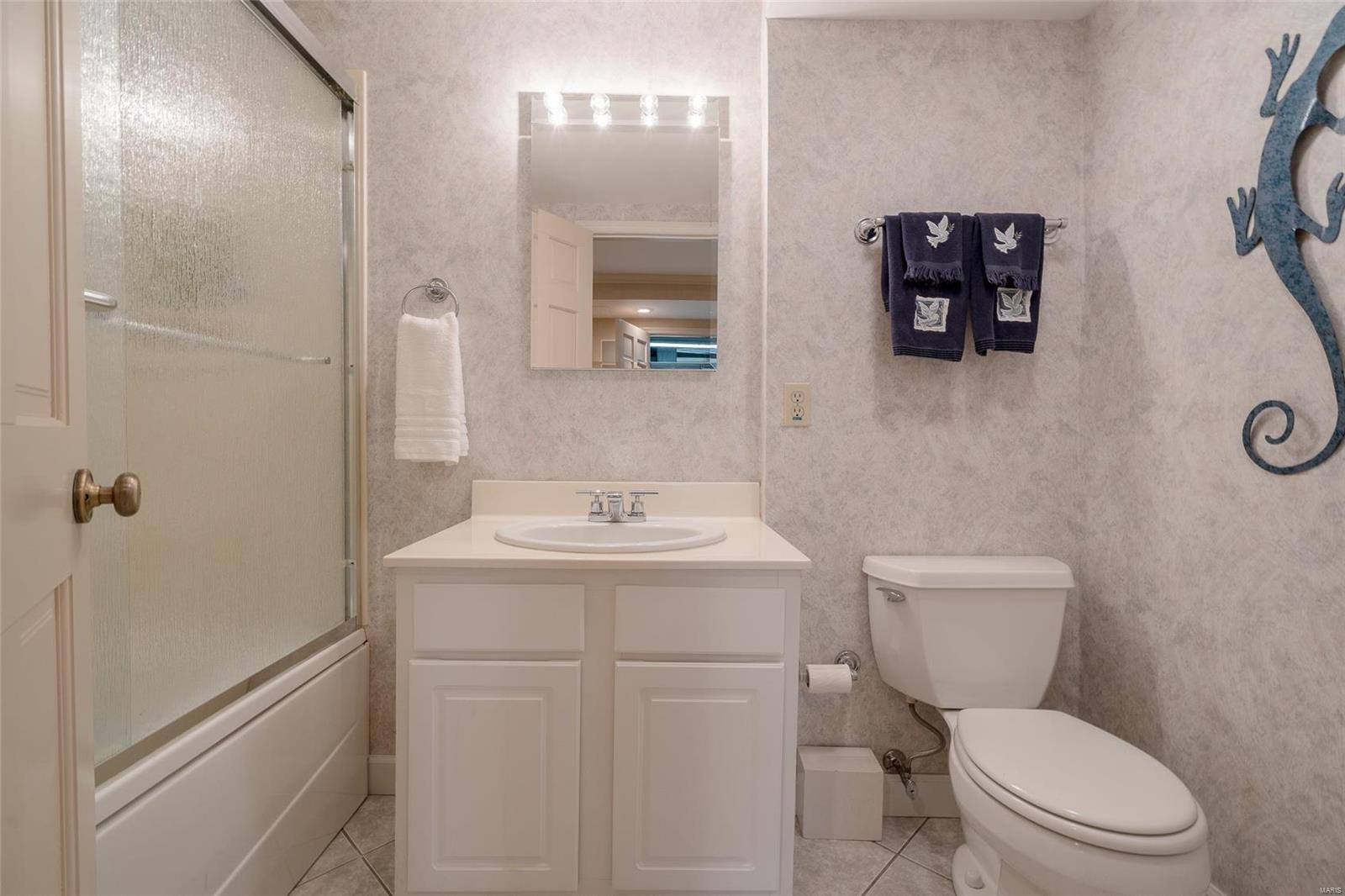 Davis Place - Residential