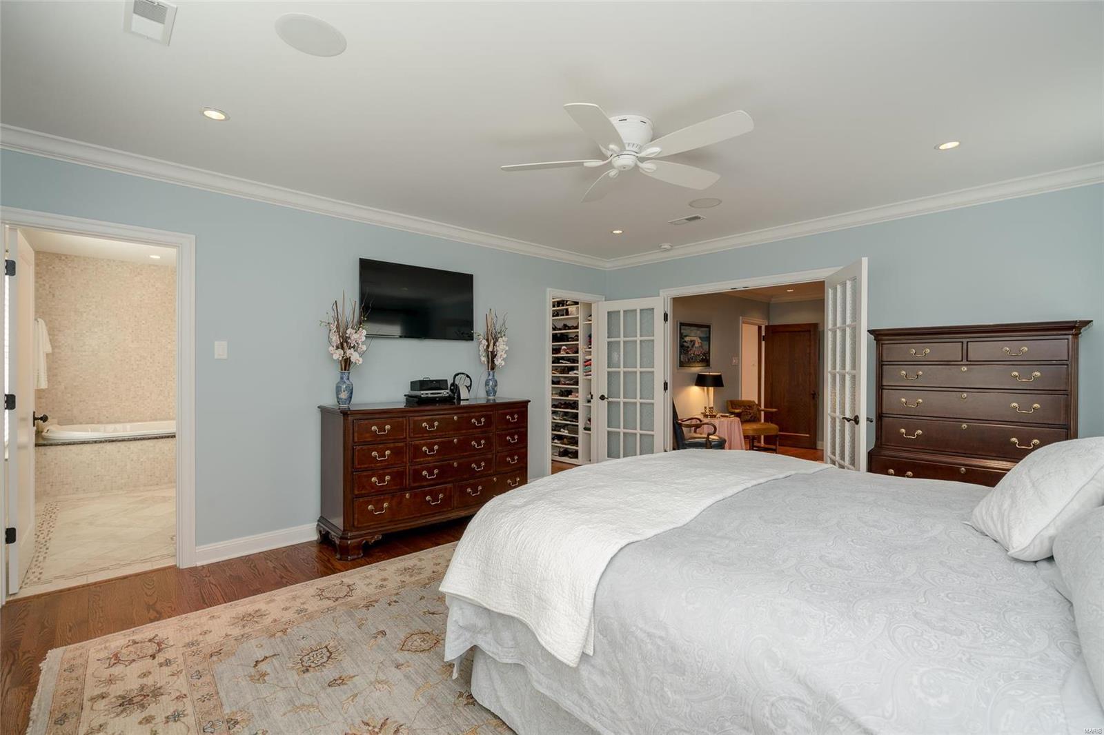 Davis Place - Residential