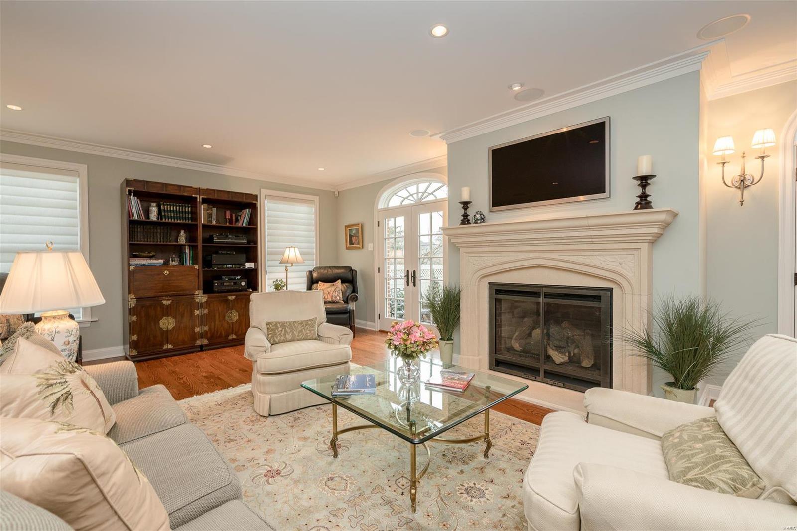 Davis Place - Residential