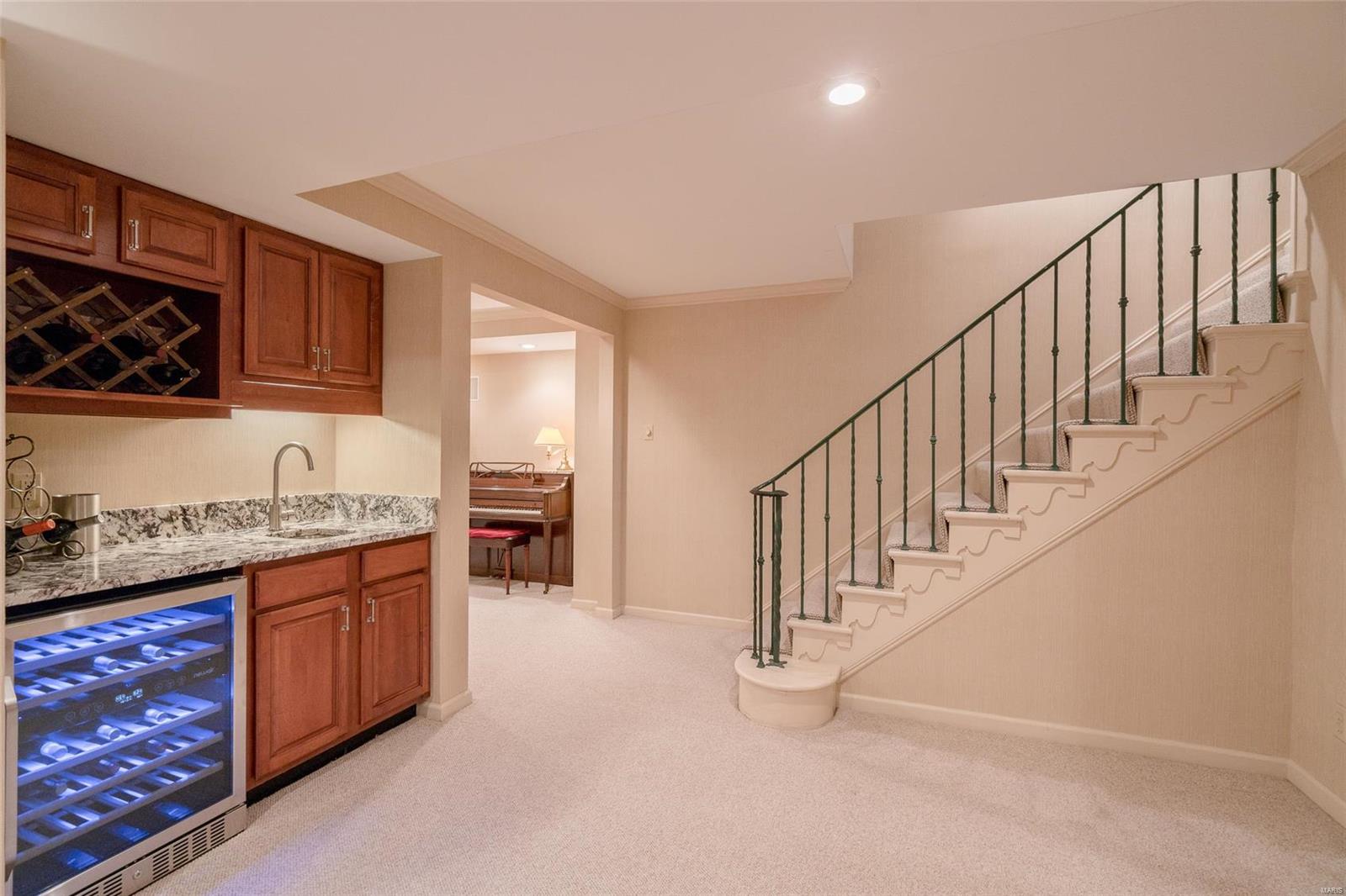 Davis Place - Residential