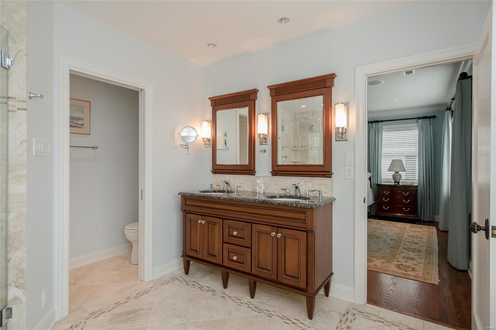 Davis Place - Residential