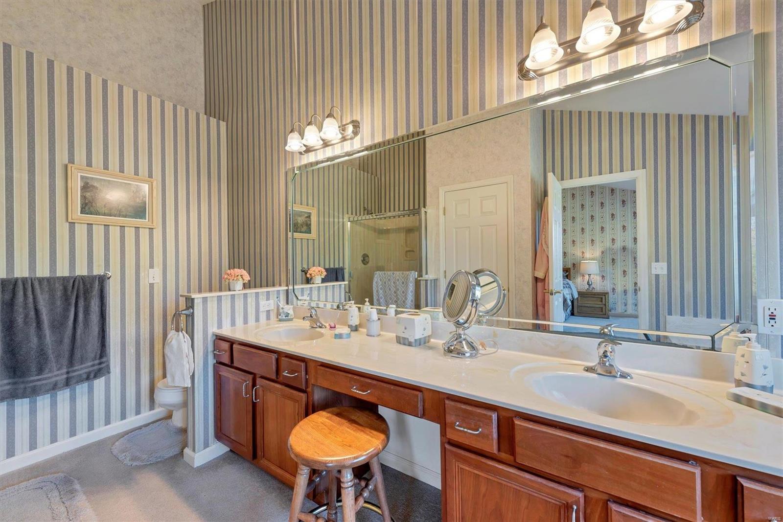 Bluffs One The - Residential