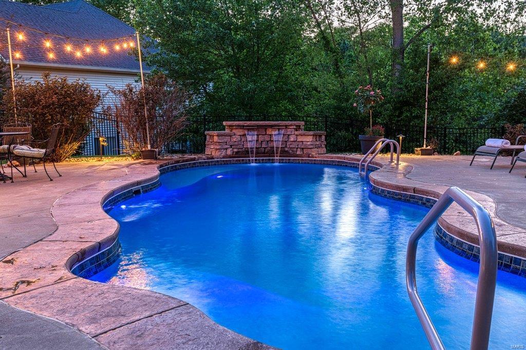 Manors At Austin Ridge - Residential