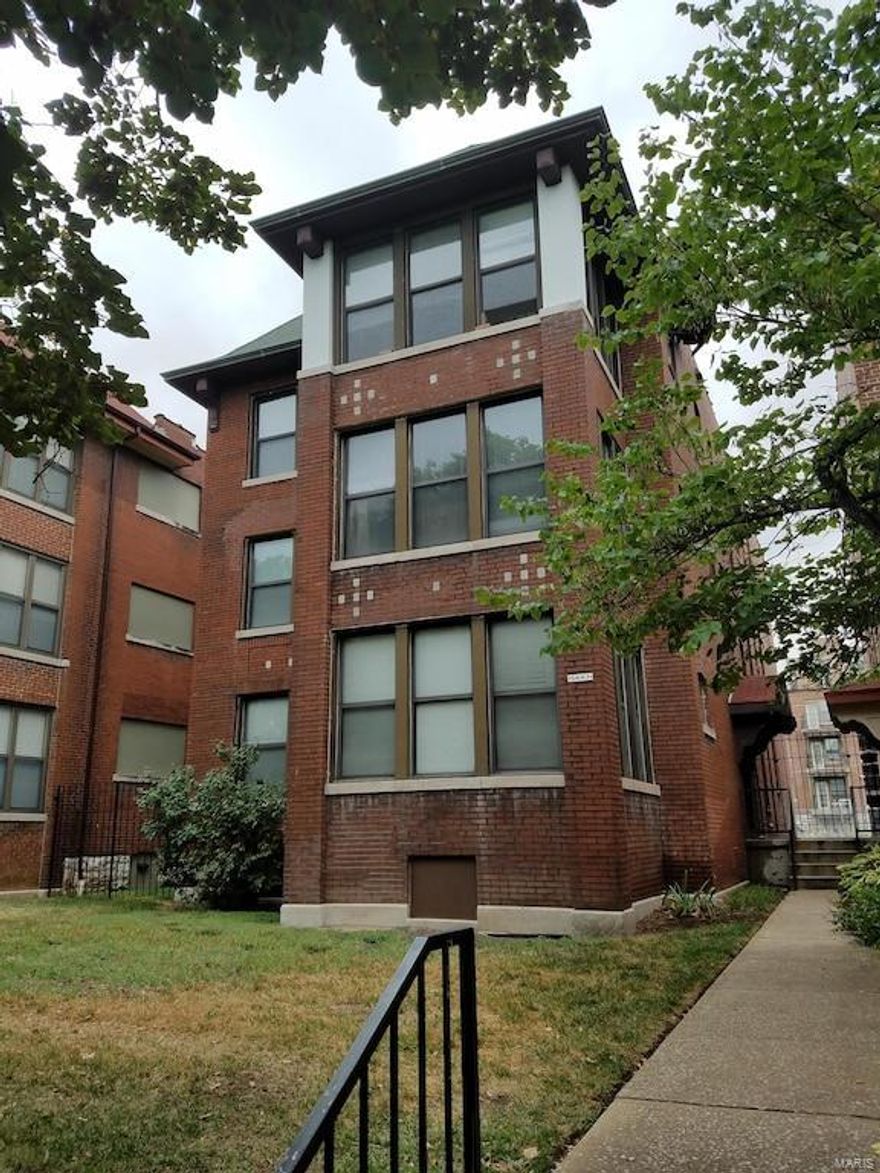 Looking to own a lucrative Short Term Rental property in the heart of St Louis minutes from Forest Park?  This 6 Condominium, 3 story, all brick building in the Skinker/DeBaliviere neighborhood might be a perfect fit!  This highly desirable area keeps this fully furnished Vacation Rental consistently booked year round.  New owner will "inherit" the property fully furnished as well as ALL existing future reservations. In addition they will have access to previous owners knowledge as one of the most experienced and successful vacation rental entrepreneur's in STL. This property is highly walkable with the History Museum just a few blocks away and very elaborate mixed use commercial and luxury apartments going in just across Debaliviere, as well as the Metrolink steps away.  This central, walkable location is perfect for visitors of Washington University, Fontbonne, or just visiting STL for work or play. Bookings have growing year over year, even during the difficult year of COVID!